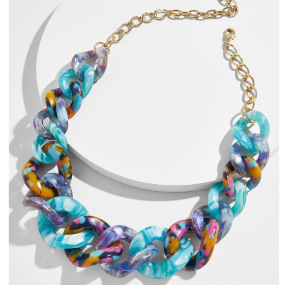 BaubleBar Jewelry - Baublebar || Fabia Linked Statement Resin Necklace